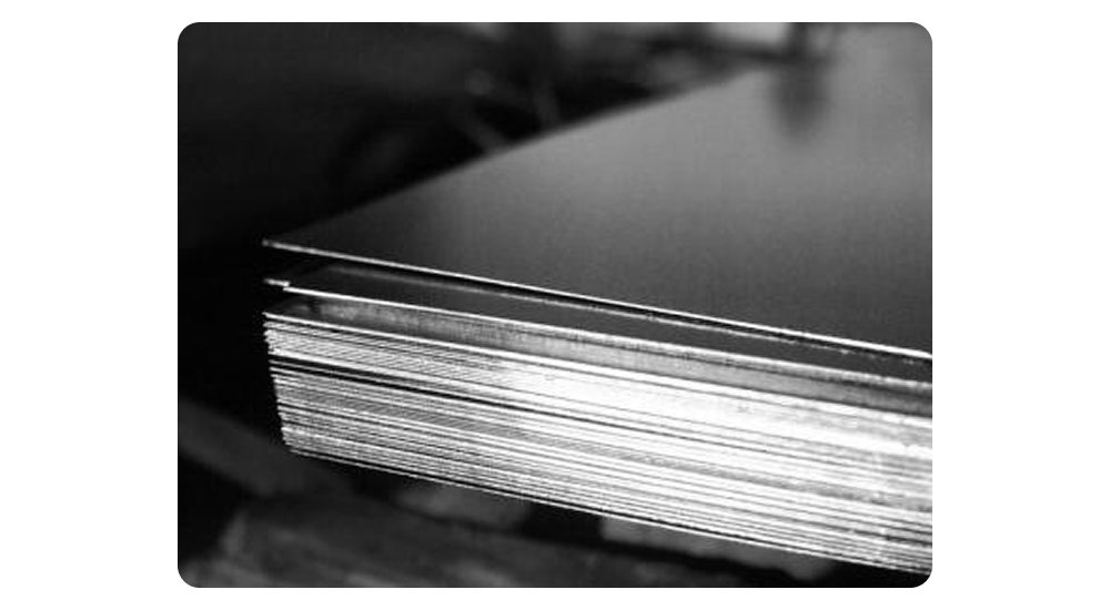 Лист сталевий у листах та рулонах